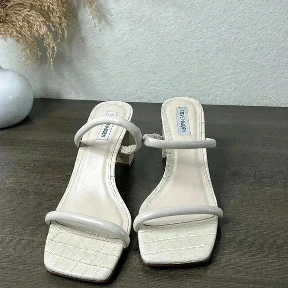 NEW Steve Madden Lilah Heeled Sandals, Bone White, Size 10 - Picture 3 of 10